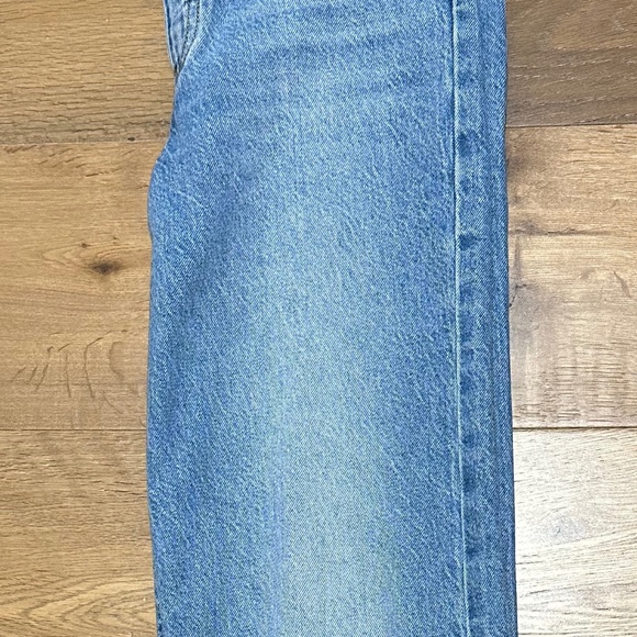 Levi’s Ribcage Straight Ankle Jean - Picture 5 of 8